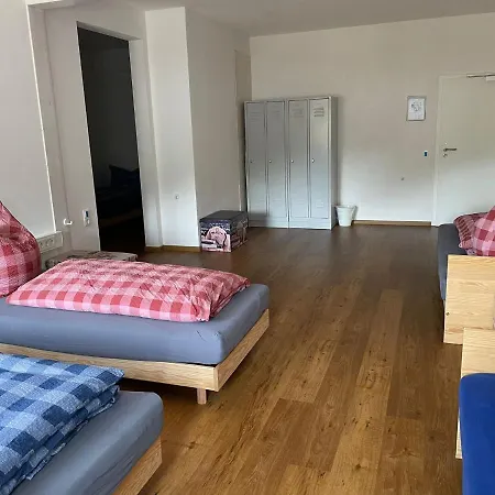 بيت شباب Natur Touristik Hostel